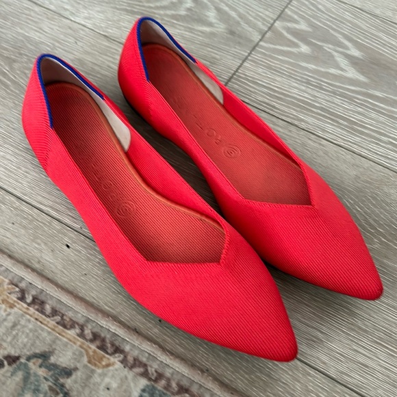 - ROTHYS RED POINTED FLATS - Picture 1 of 7